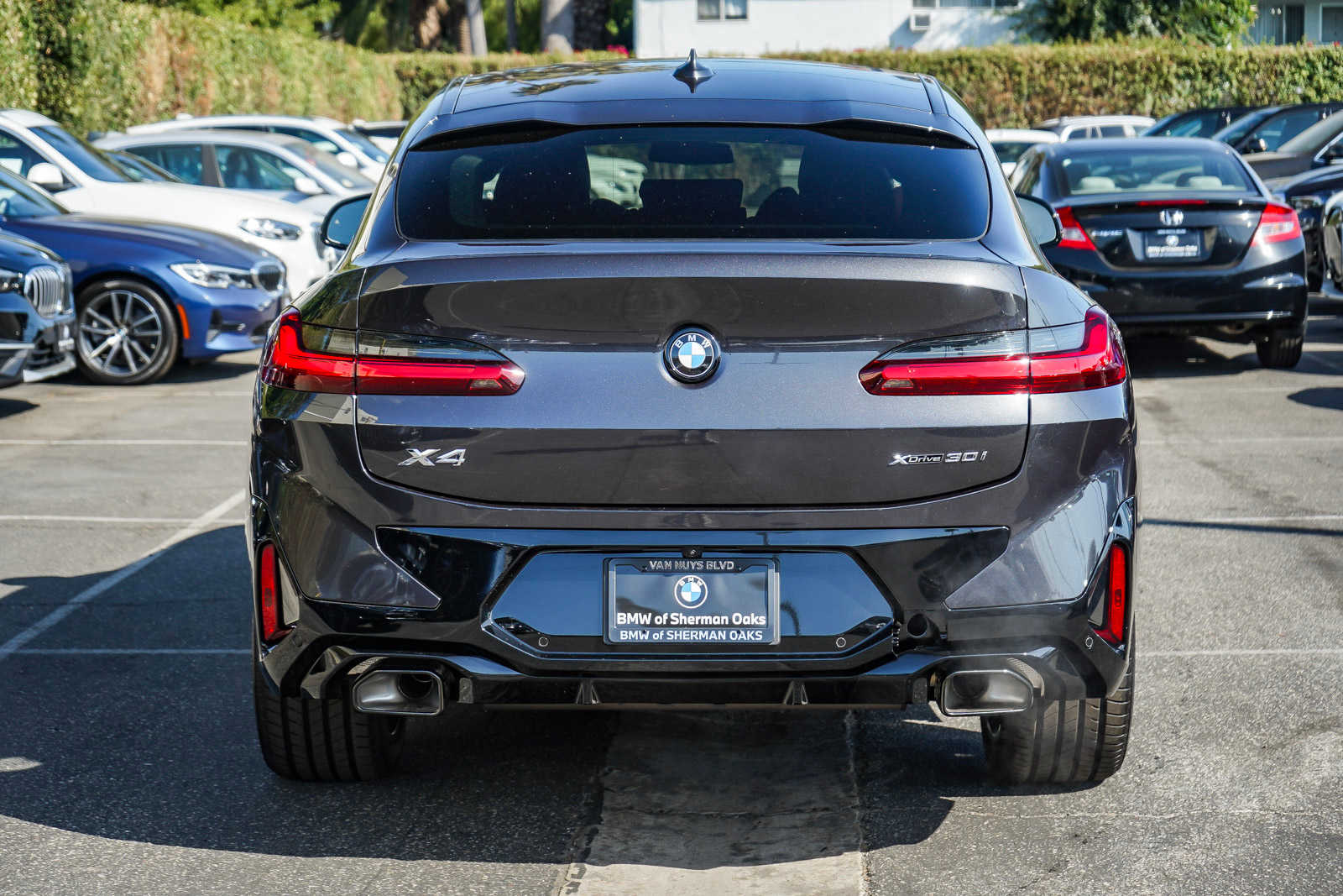 2025 BMW X4 xDrive30i 5