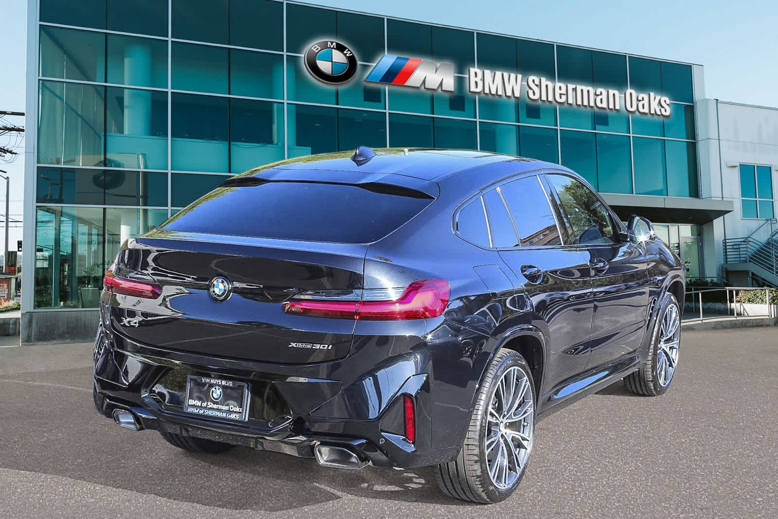 2025 BMW X4 xDrive30i 4