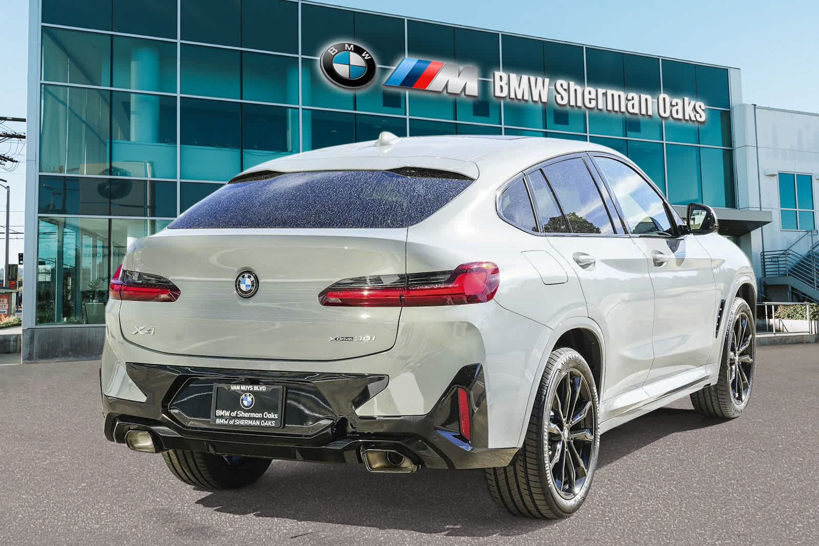 2025 BMW X4 xDrive30i 4