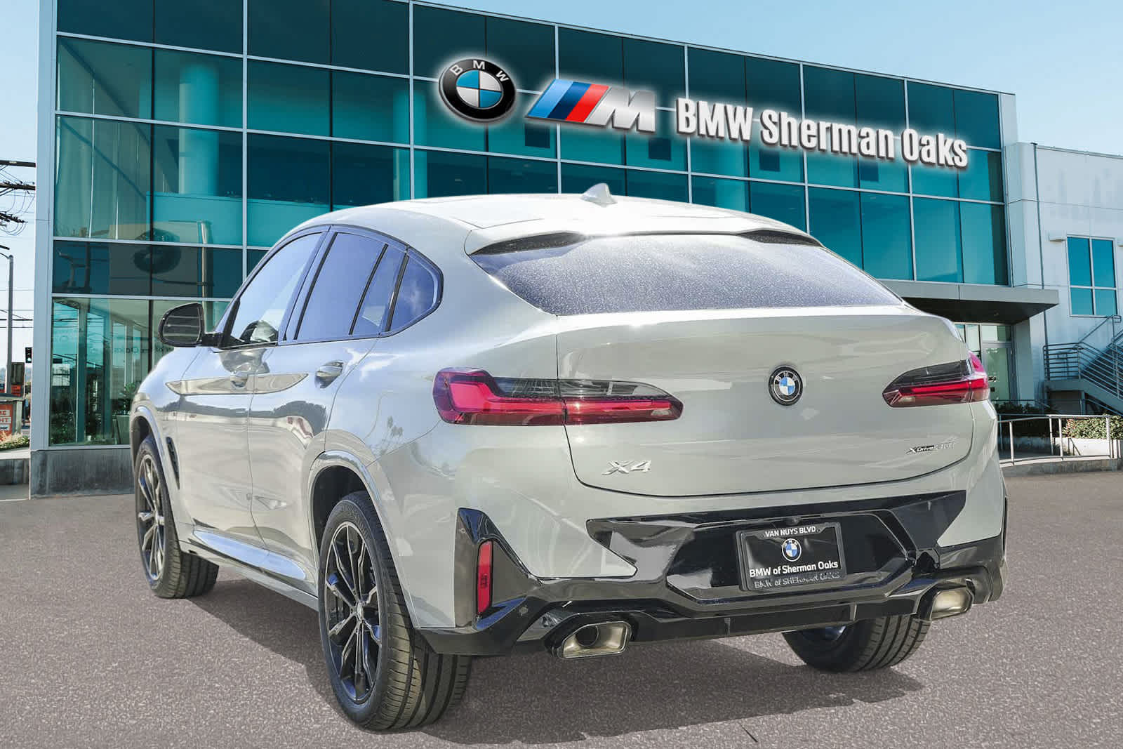 2025 BMW X4 xDrive30i 2