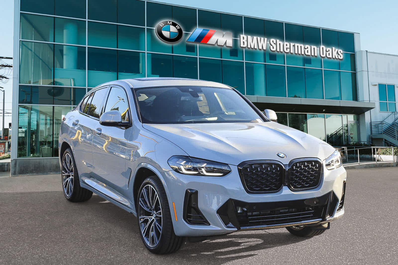 2025 BMW X4 xDrive30i 3