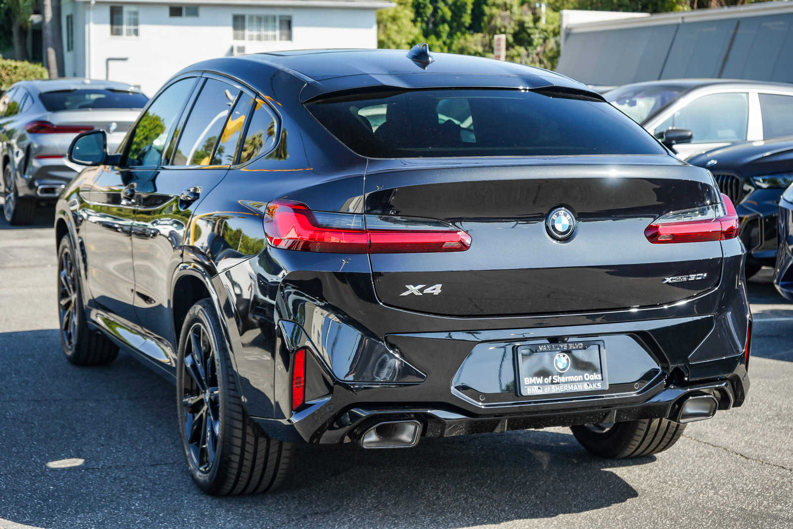 2025 BMW X4 xDrive30i 6