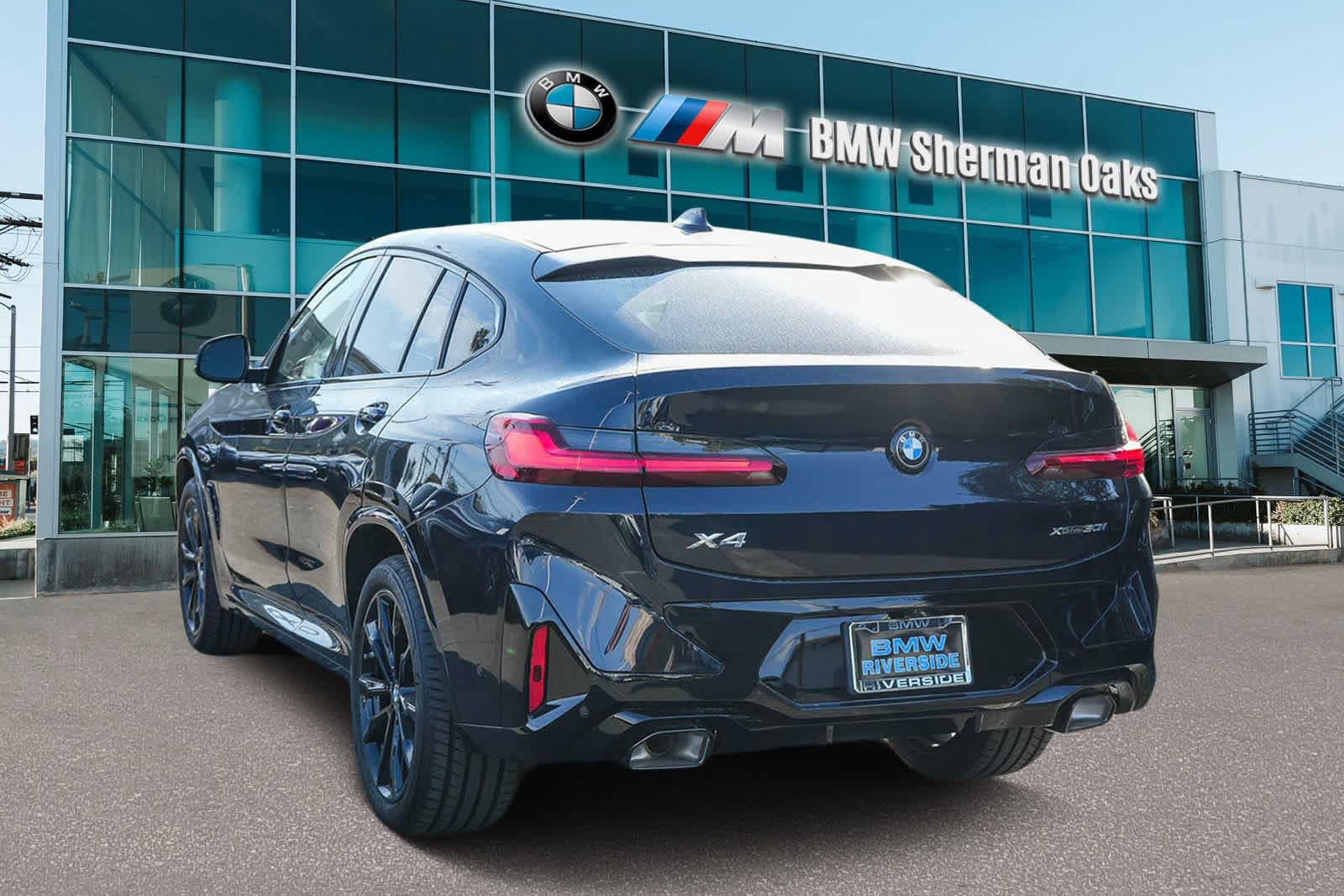 2025 BMW X4 xDrive30i 2