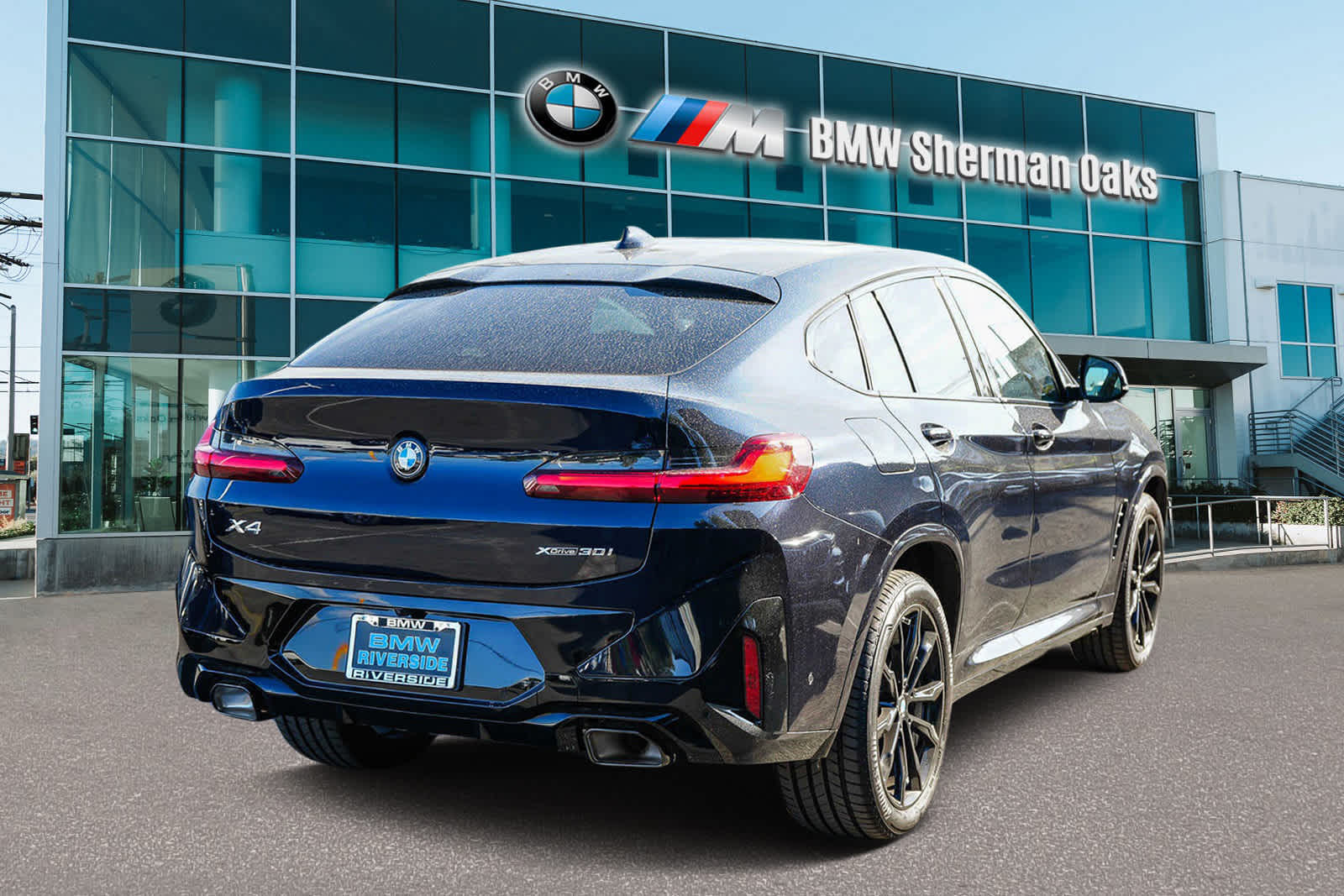 2025 BMW X4 xDrive30i 4