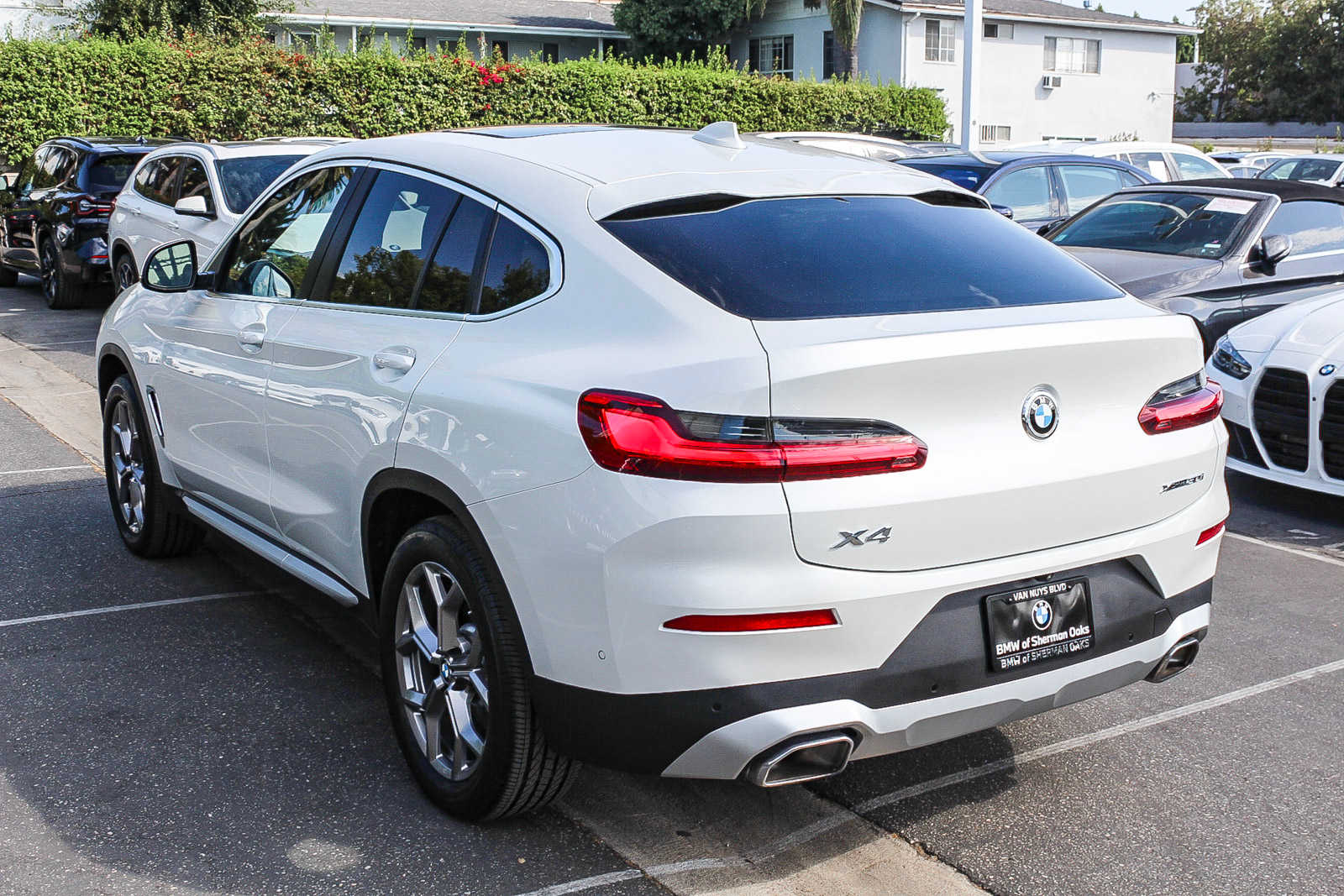 2024 BMW X4 xDrive30i 6