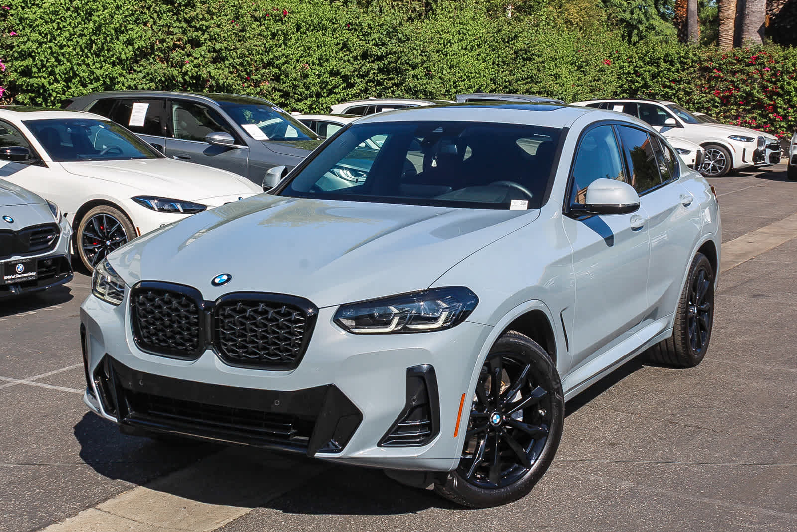 2025 BMW X4 xDrive30i