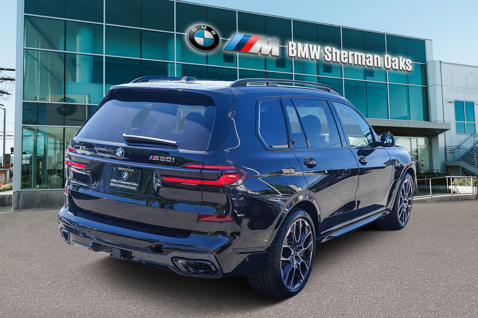 2025 BMW X7 M60i 4