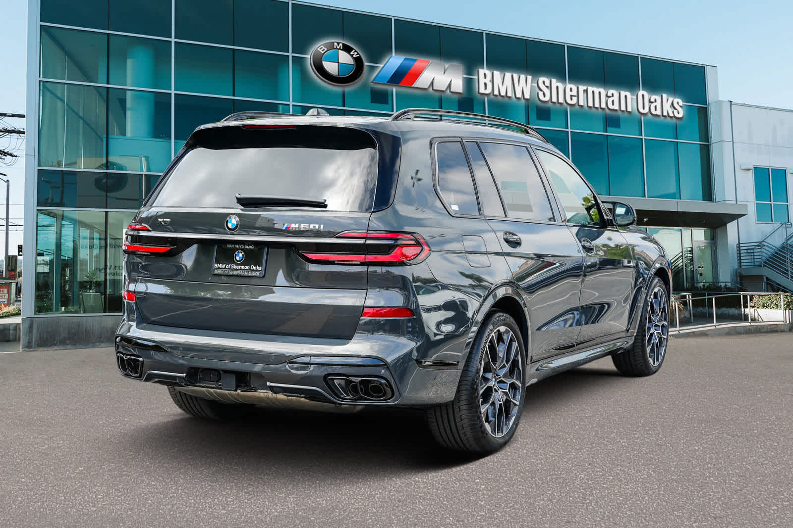 2025 BMW X7 M60i 4