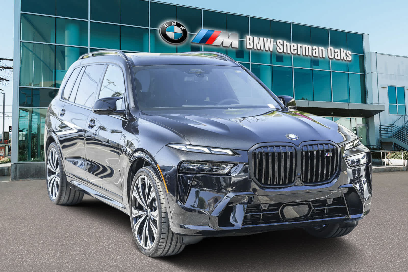 2025 BMW X7 M60i 3