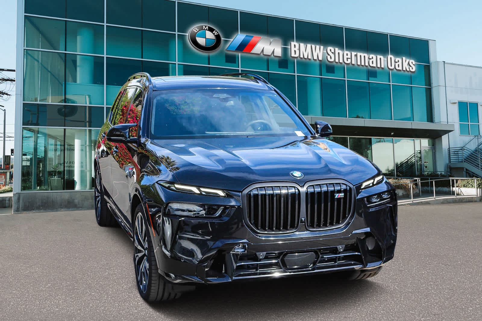 2025 BMW X7 M60i 3