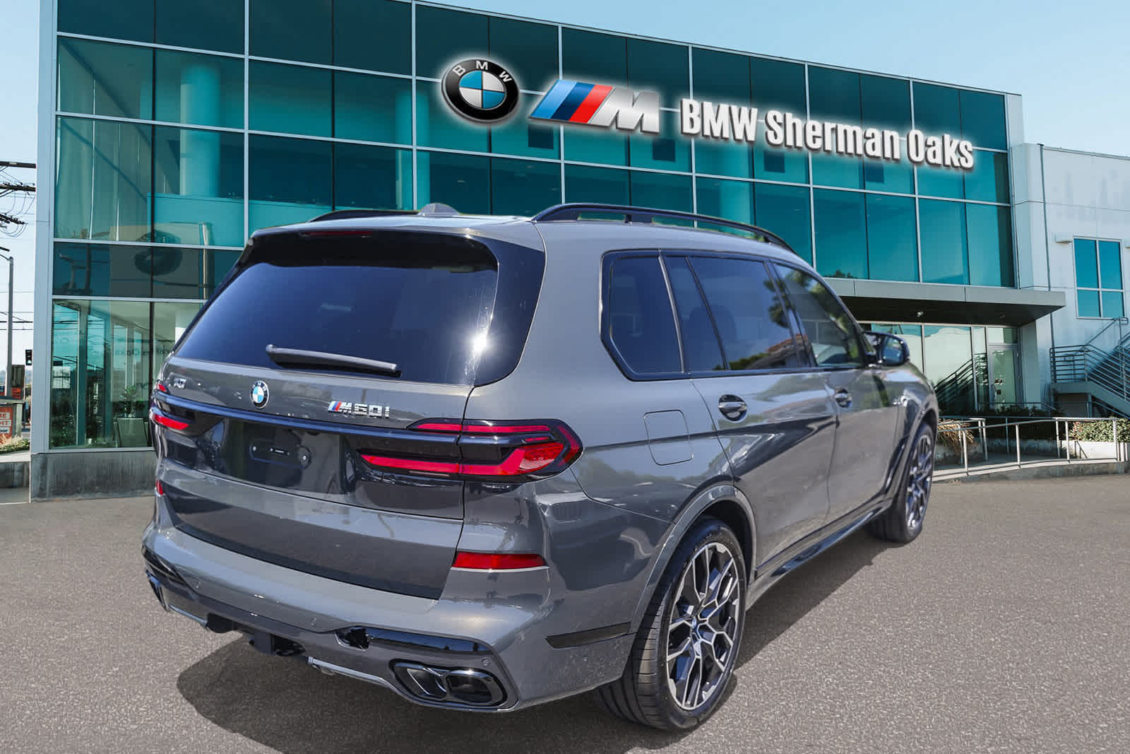 2025 BMW X7 M60i 4