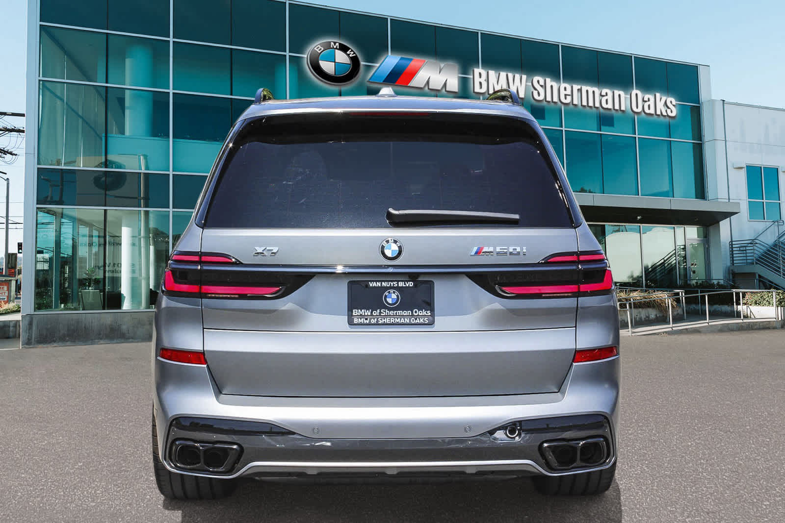 2025 BMW X7 M60i 5