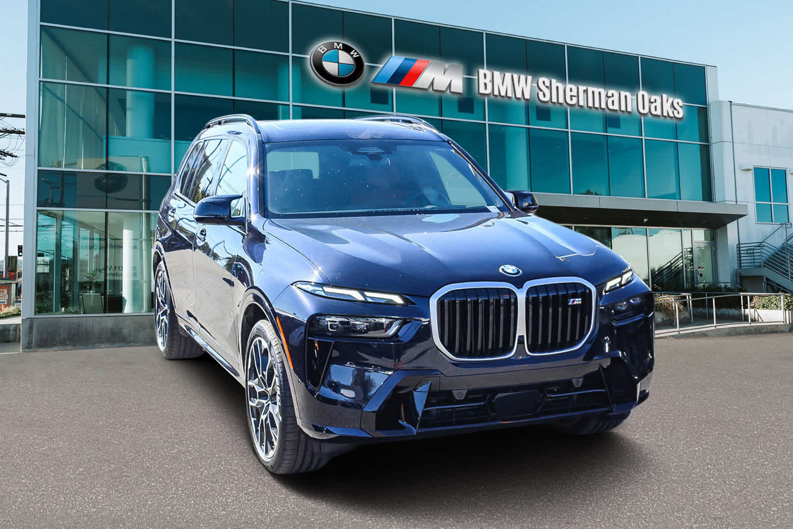 2025 BMW X7 M60i 3