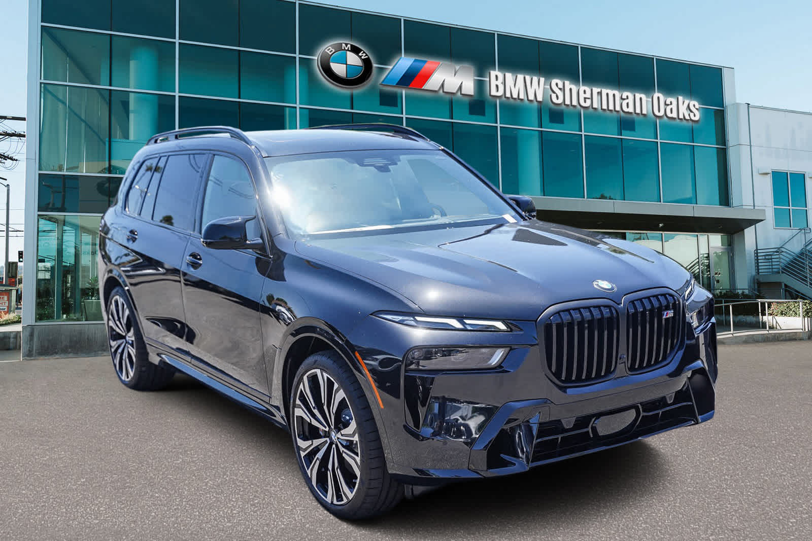 2025 BMW X7 M60i 3