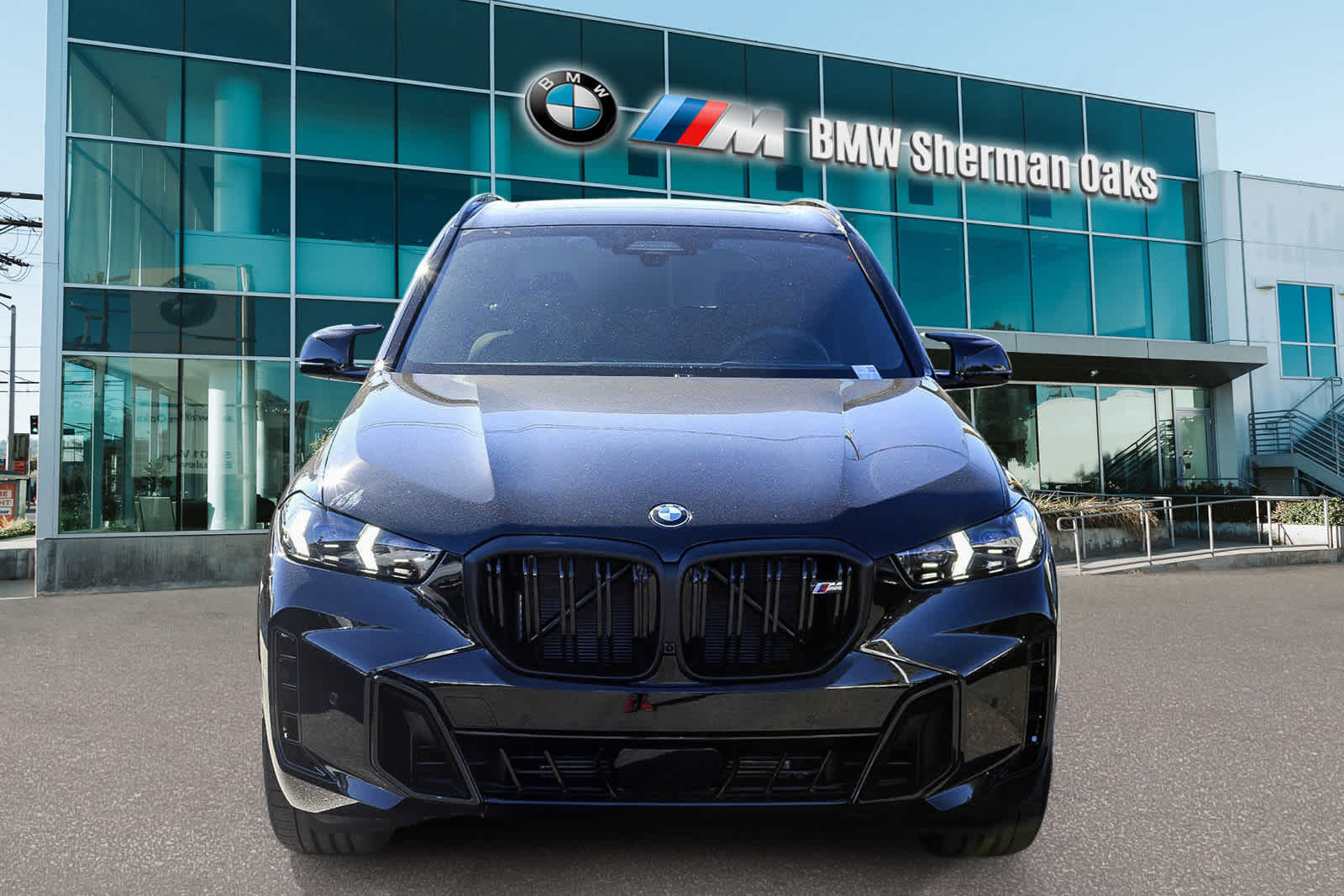 2025 BMW X5 M60i 2