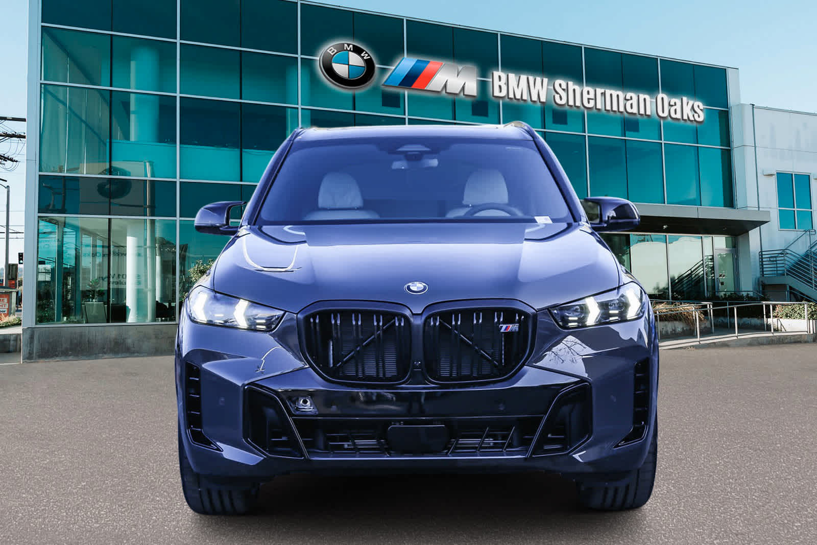 2025 BMW X5 M60i 2