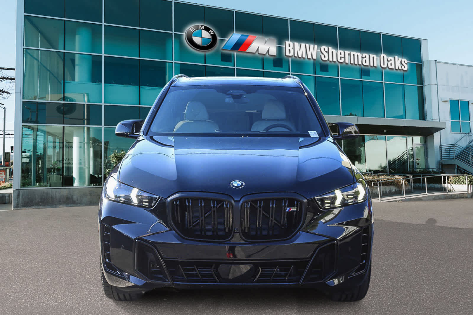 2025 BMW X5 M60i 2