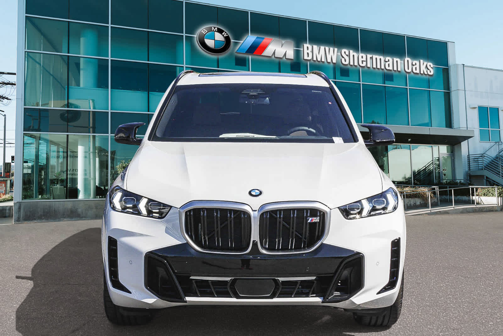 2025 BMW X5 M60i 2