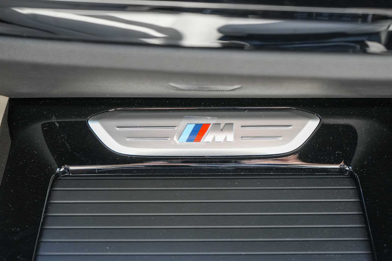 2025 BMW X4 M40i 25