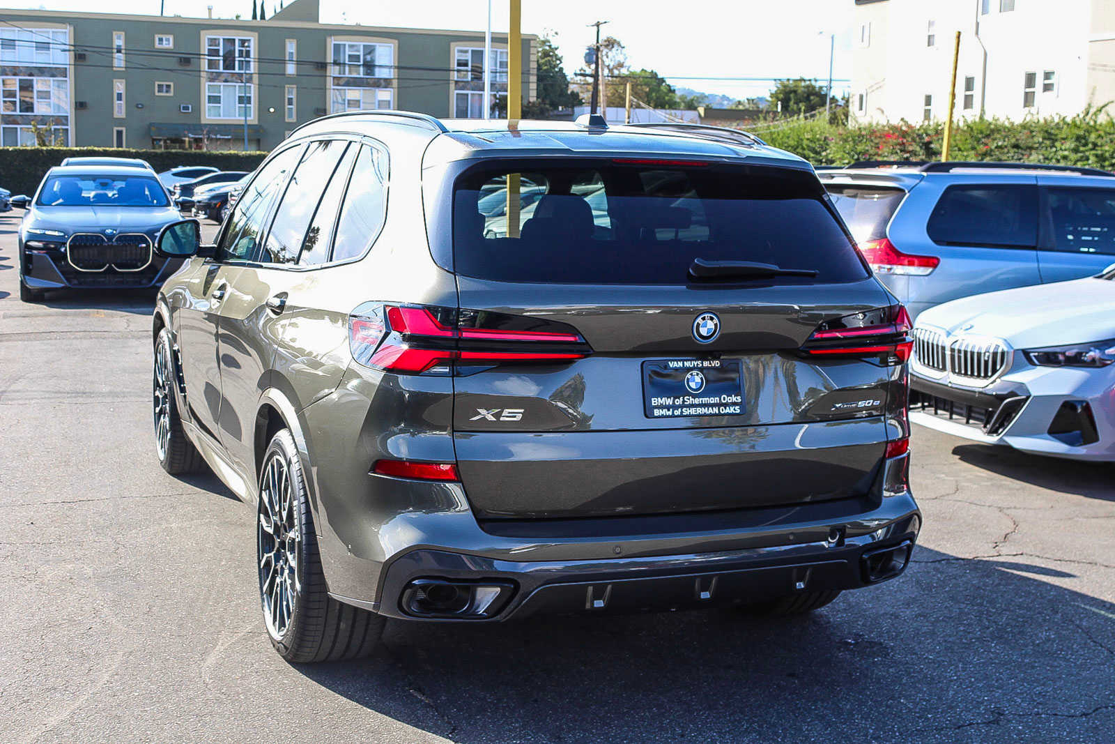 2025 BMW X5 xDrive50e 6