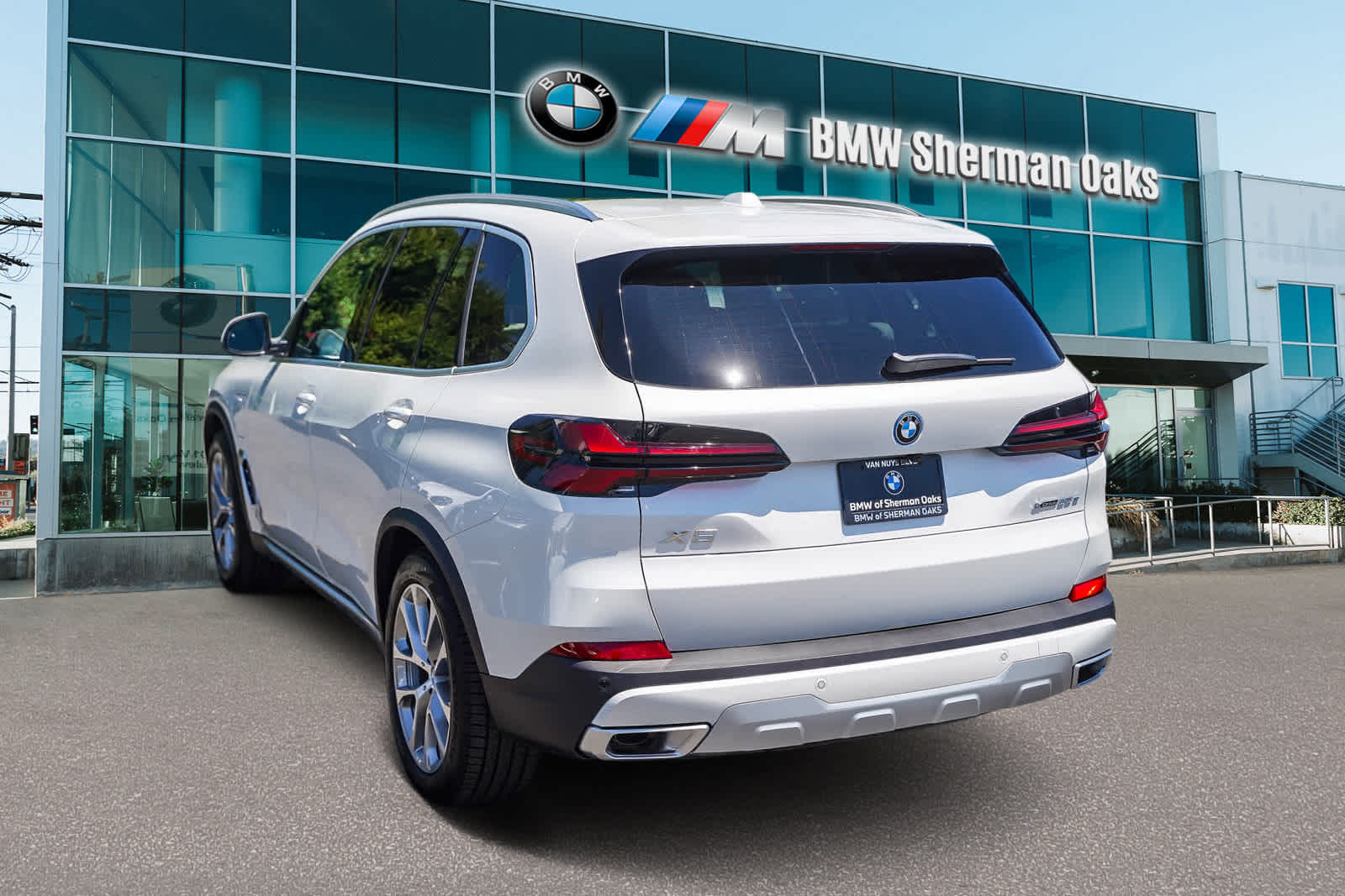 2025 BMW X5 xDrive50e 6