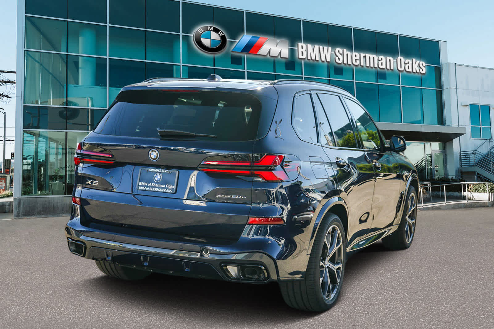 2025 BMW X5 xDrive50e 9