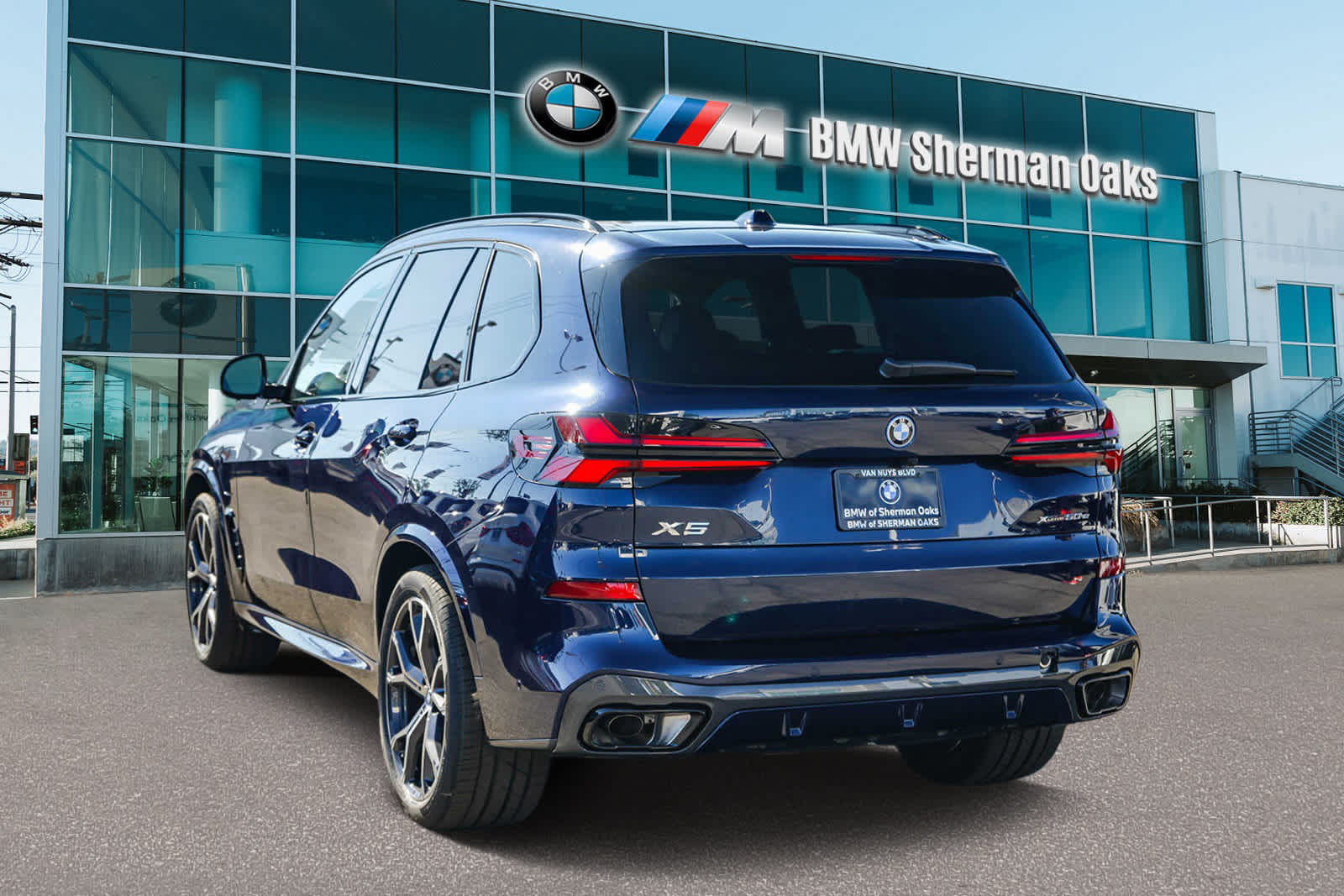 2025 BMW X5 xDrive50e 14