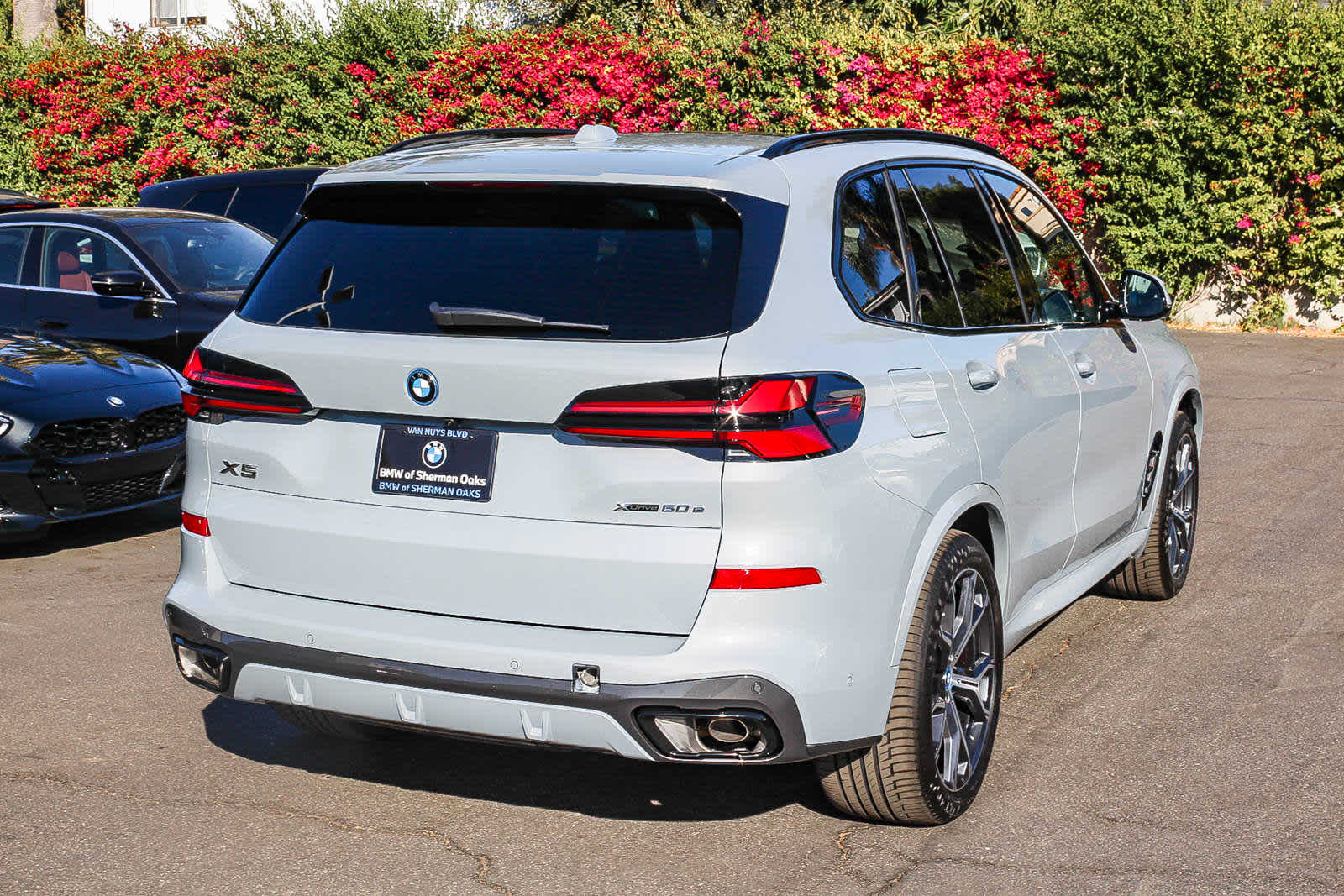 2025 BMW X5 xDrive50e 7