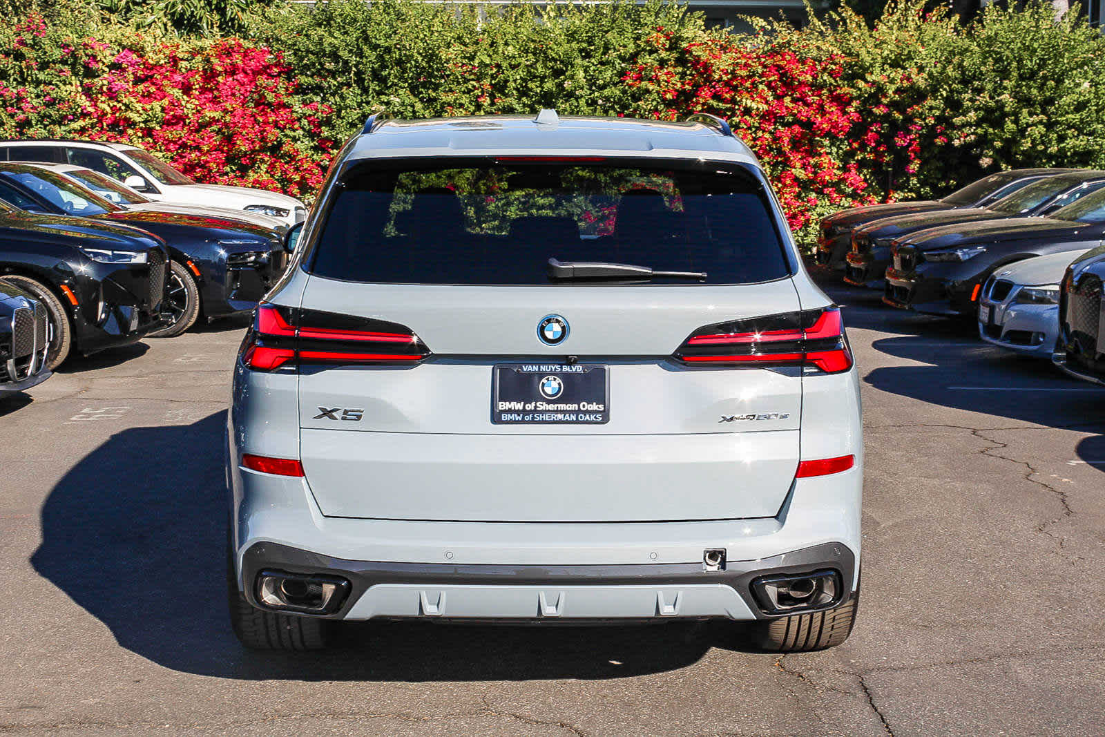 2025 BMW X5 xDrive50e 9