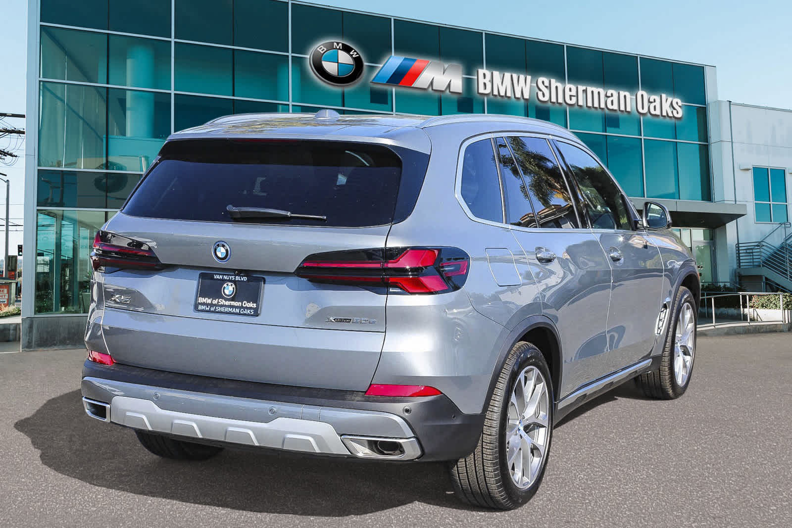 2025 BMW X5 xDrive50e 4