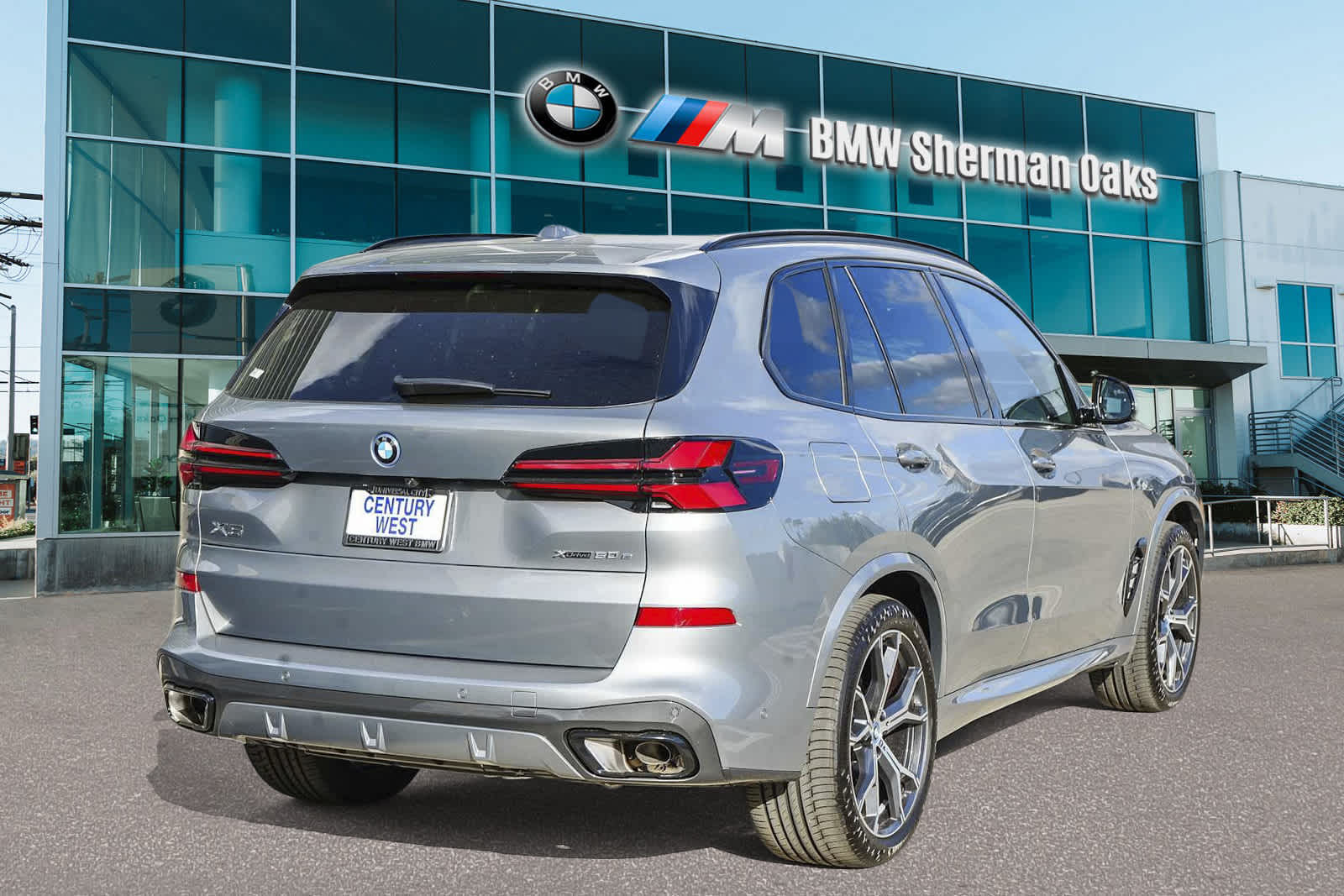 2025 BMW X5 xDrive50e 4