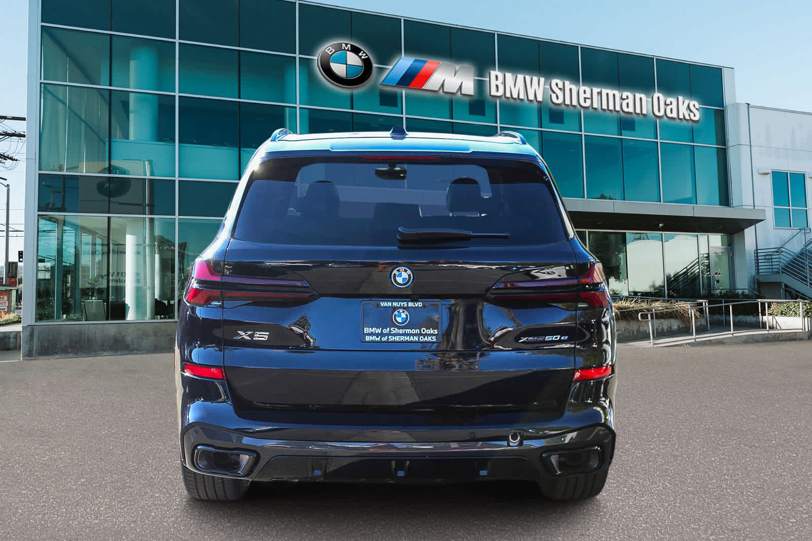 2025 BMW X5 xDrive50e 10