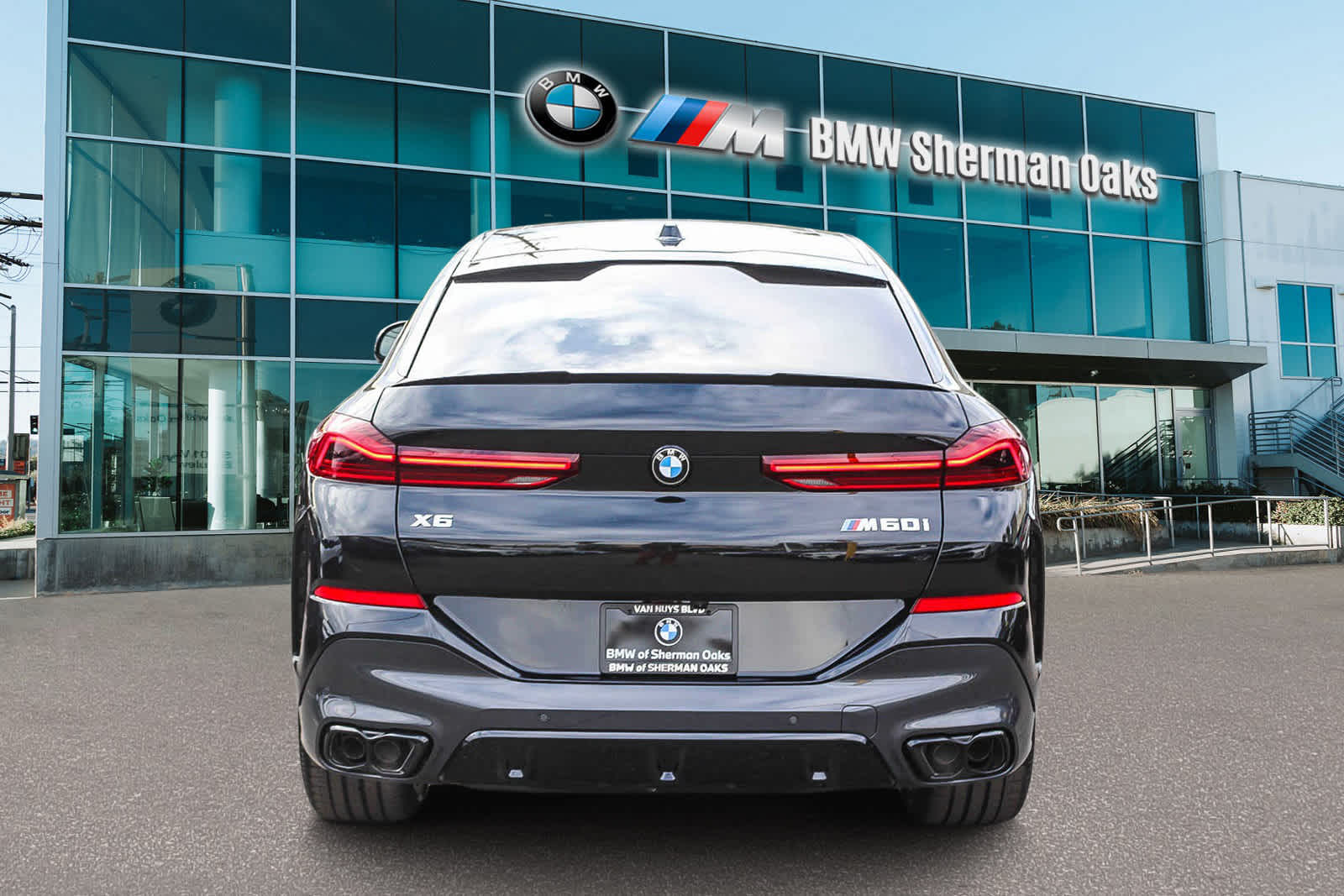 2025 BMW X6 M60i 5