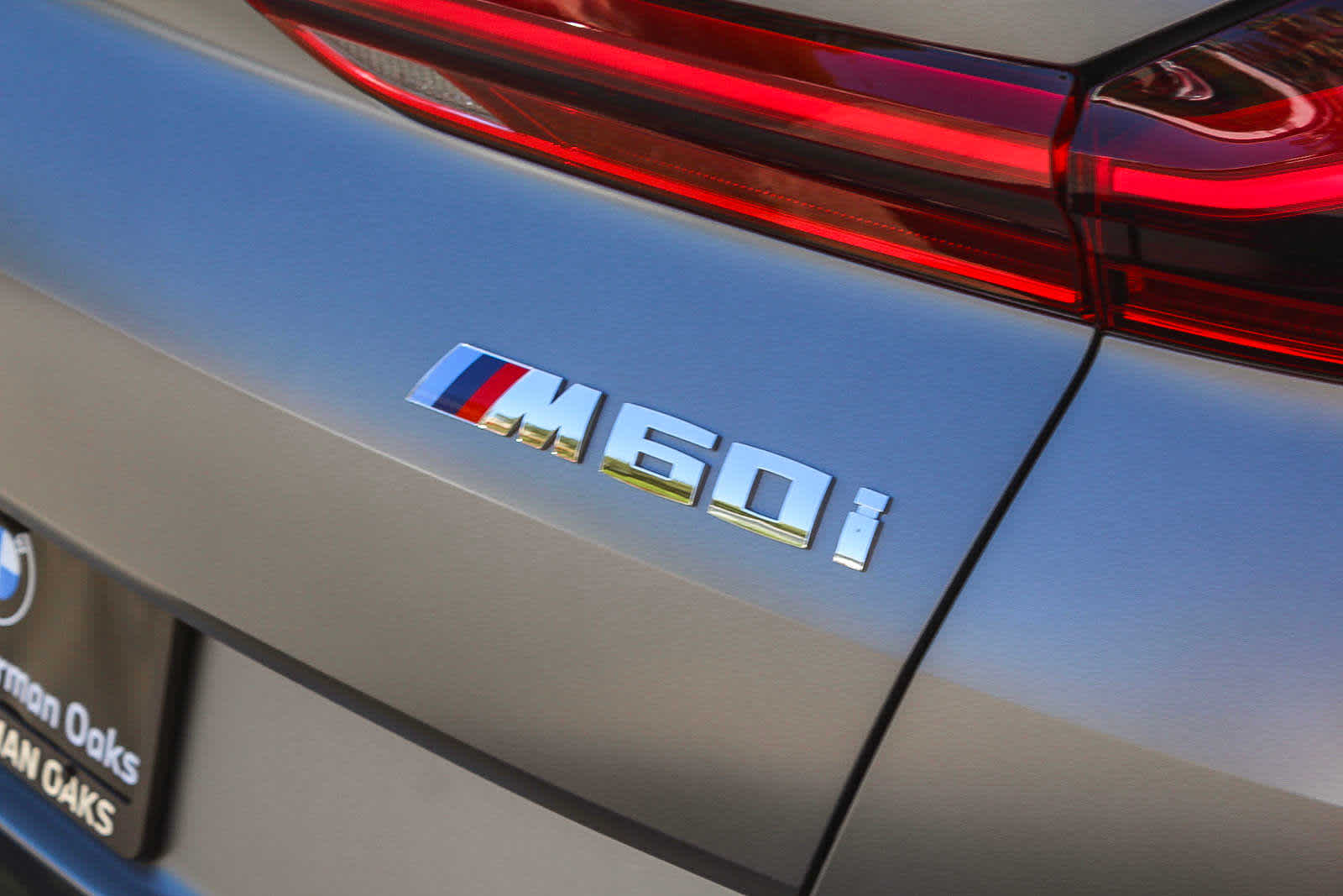 2025 BMW X6 M60i 27