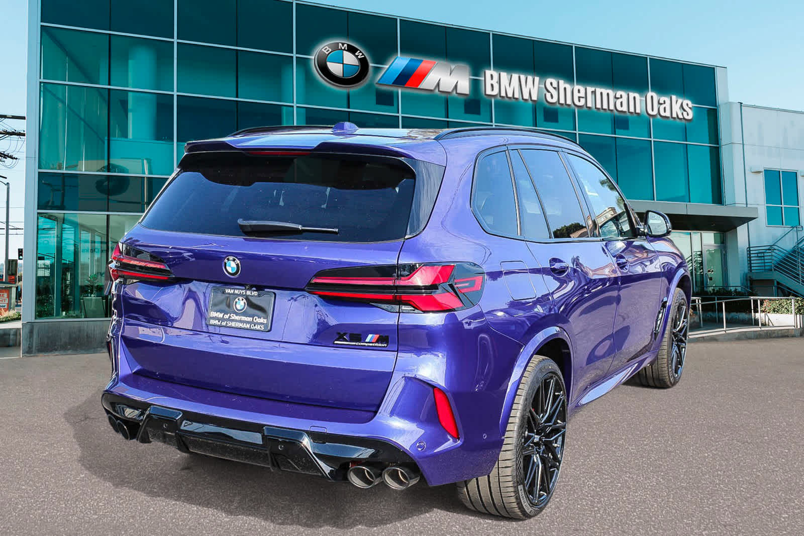 2025 BMW X5 M Competition 4