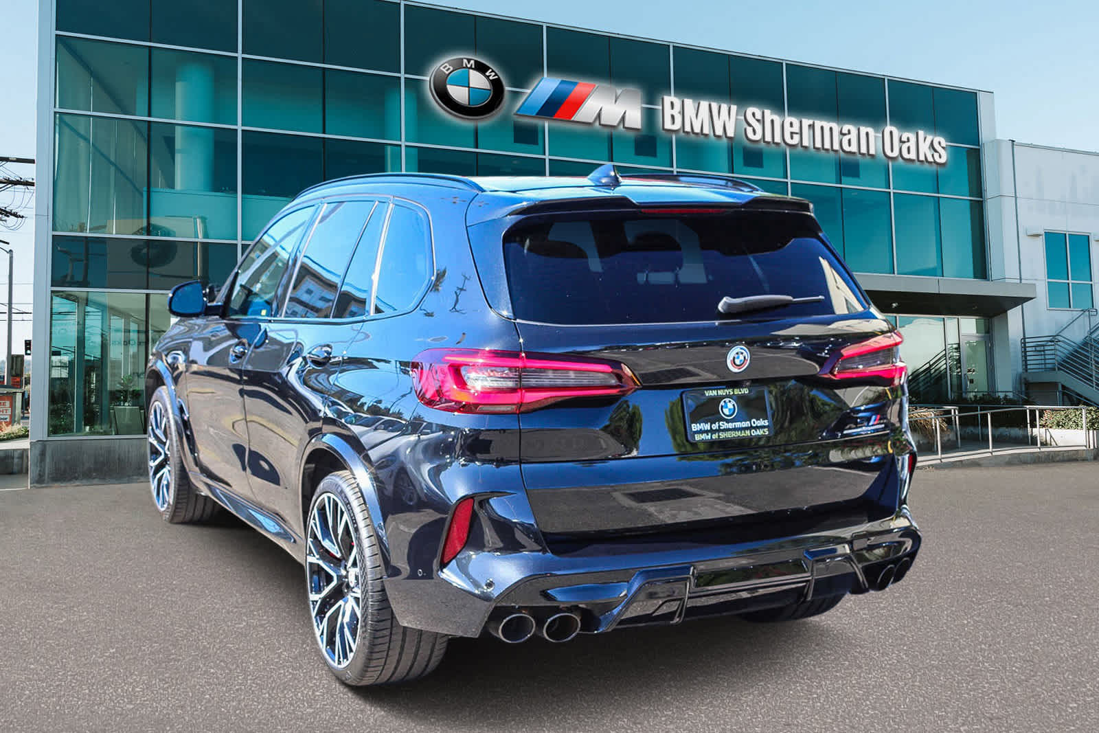 2023 BMW X5 M BASE 6