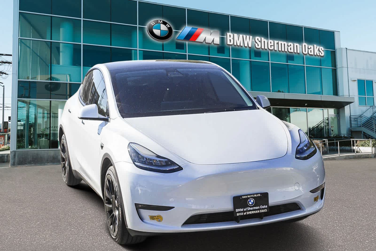 2022 Tesla Model Y Long Range 3