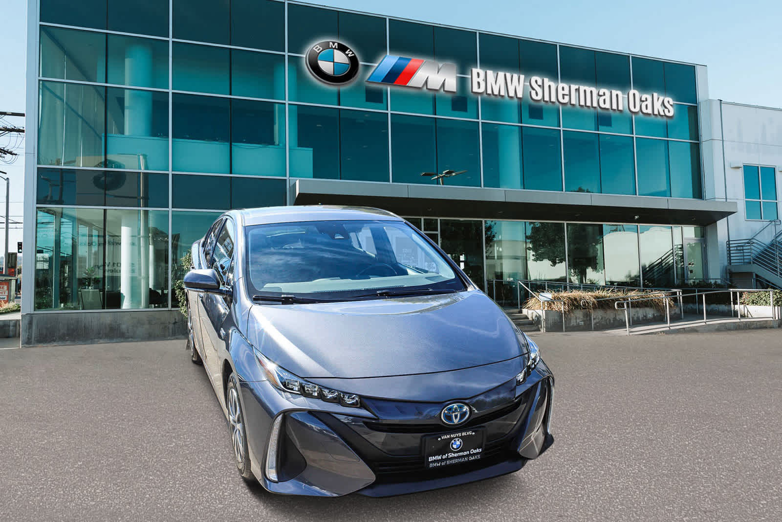 2020 Toyota Prius Prime XLE 3