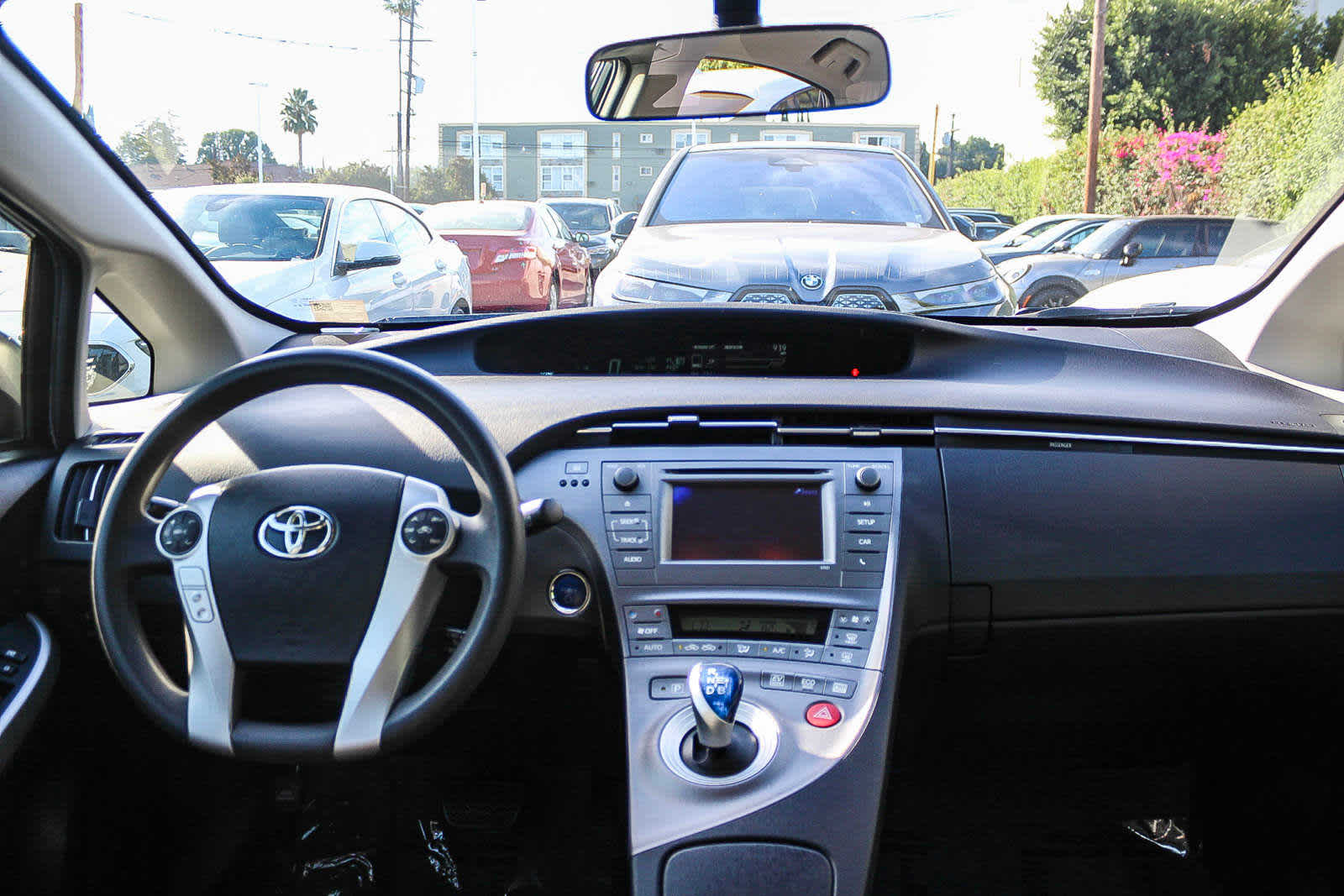 2015 Toyota Prius Two 12