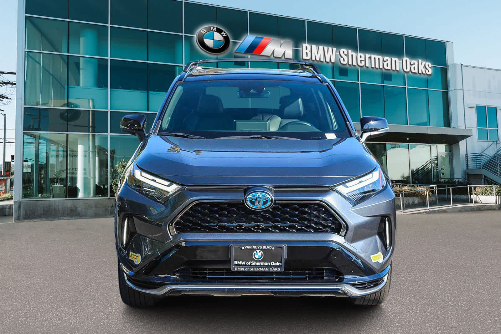 2022 Toyota RAV4 Prime XSE 2