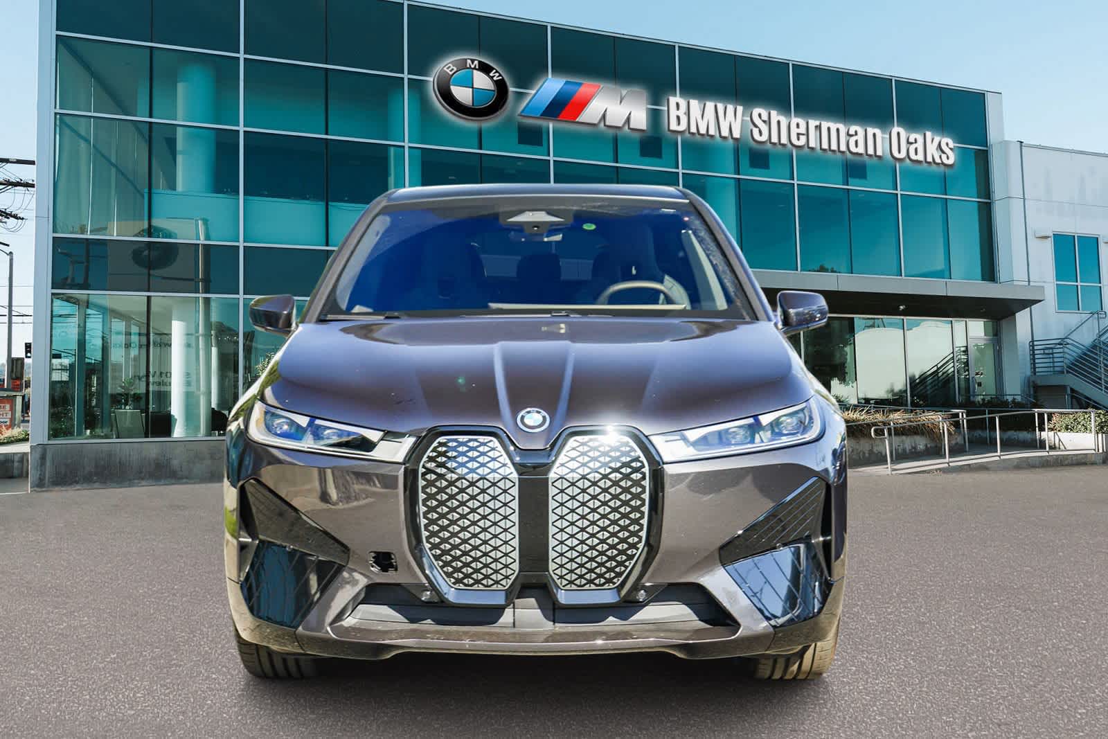 2025 BMW iX xDrive50 2