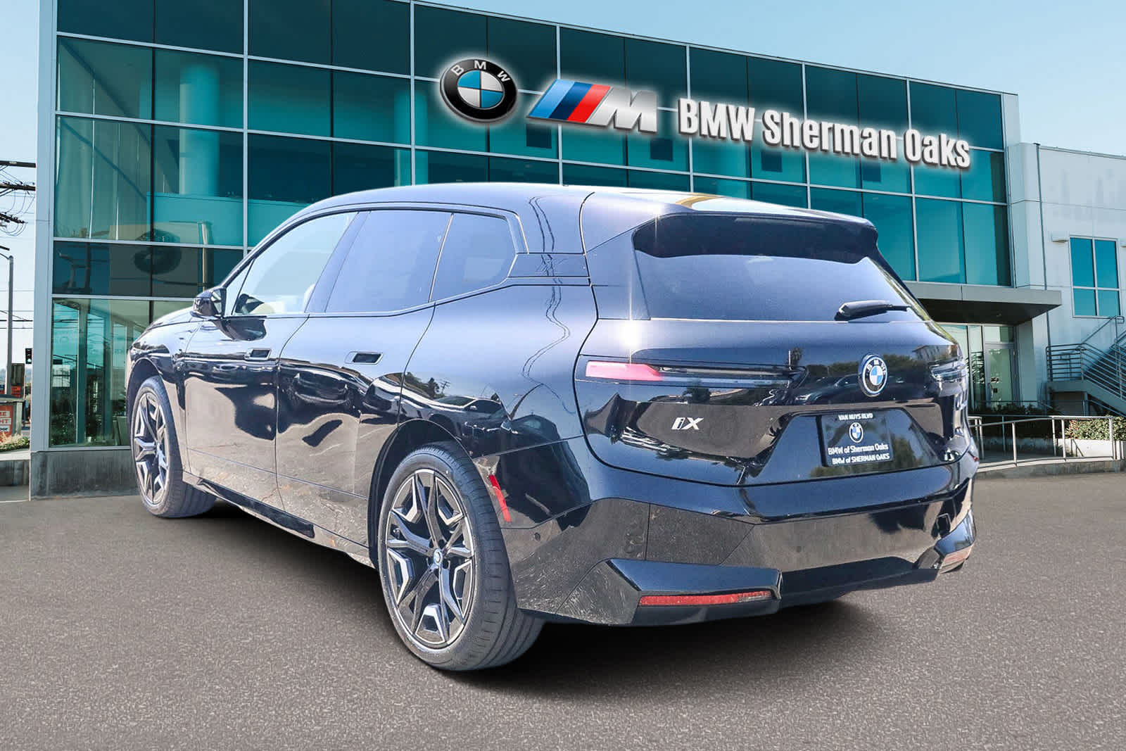 2025 BMW iX xDrive50 6