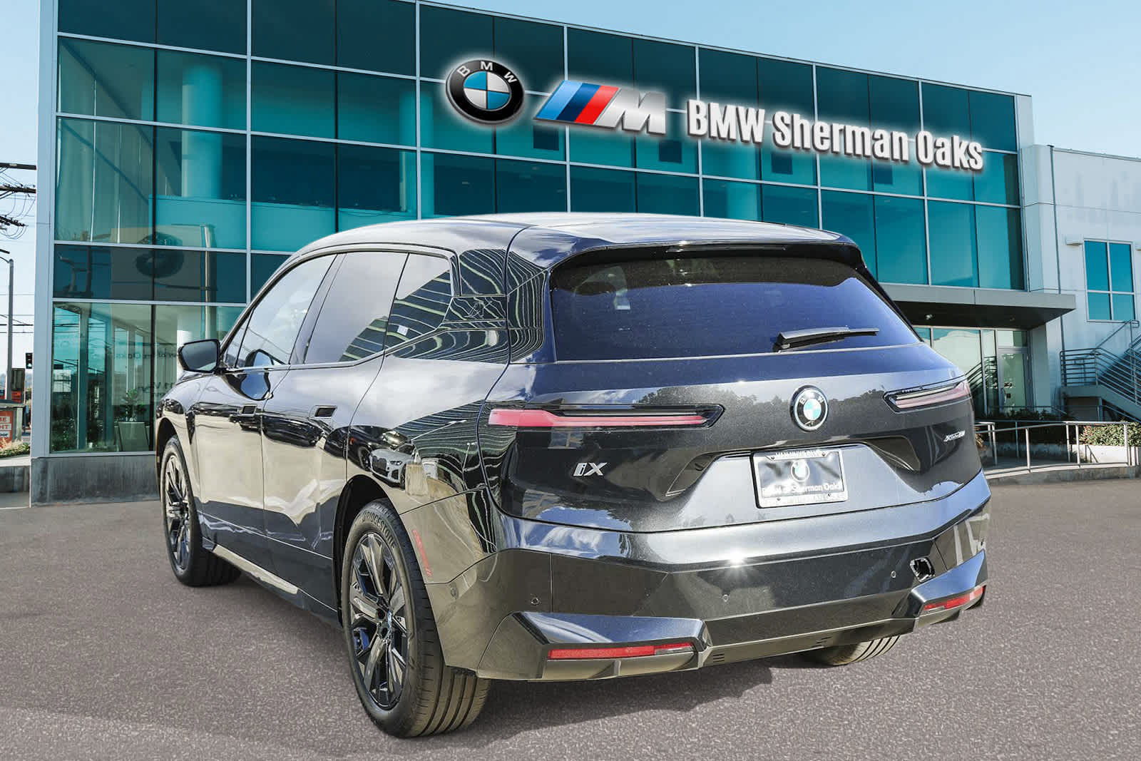 2025 BMW iX xDrive50 2