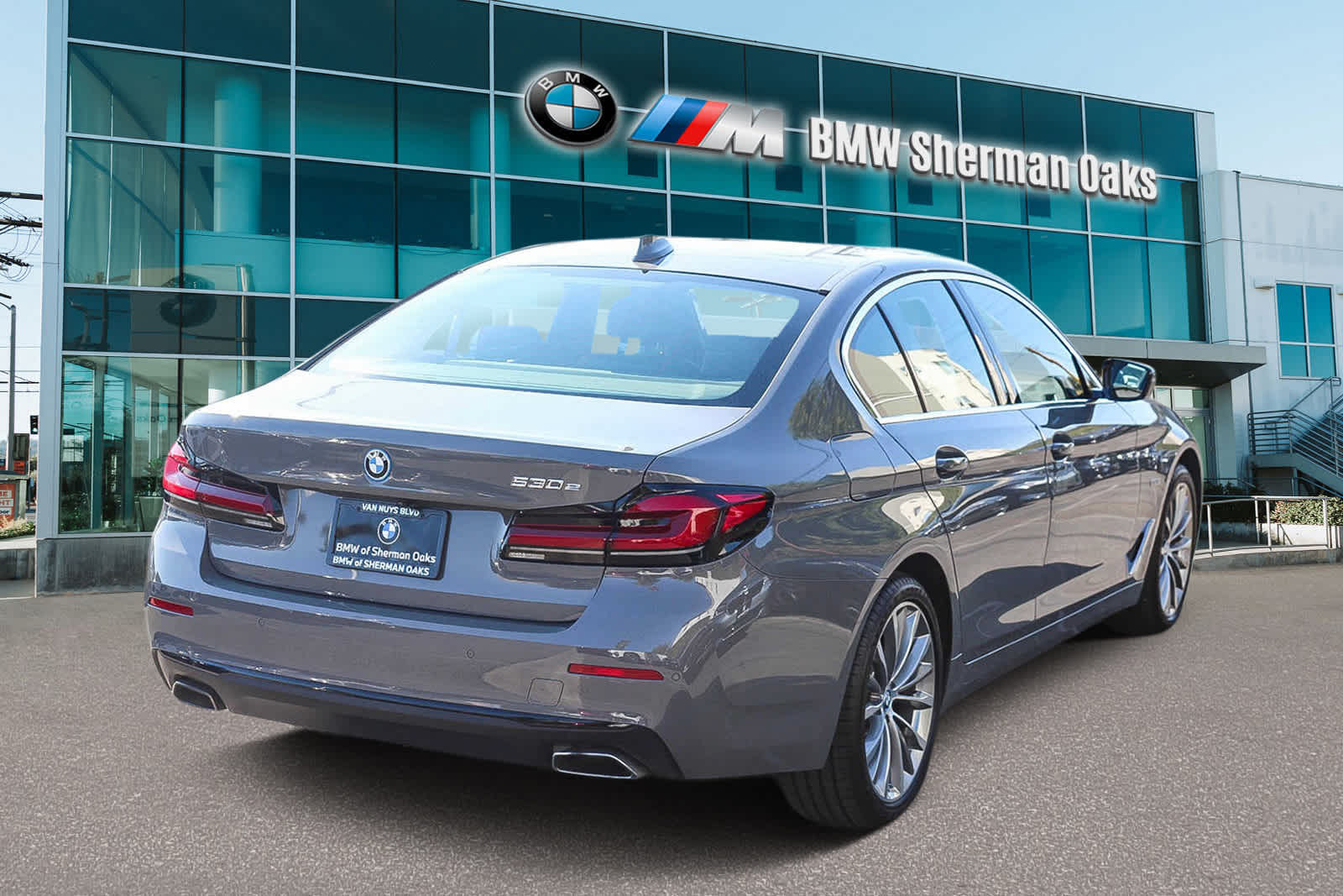 2022 BMW 5 Series 530e 4