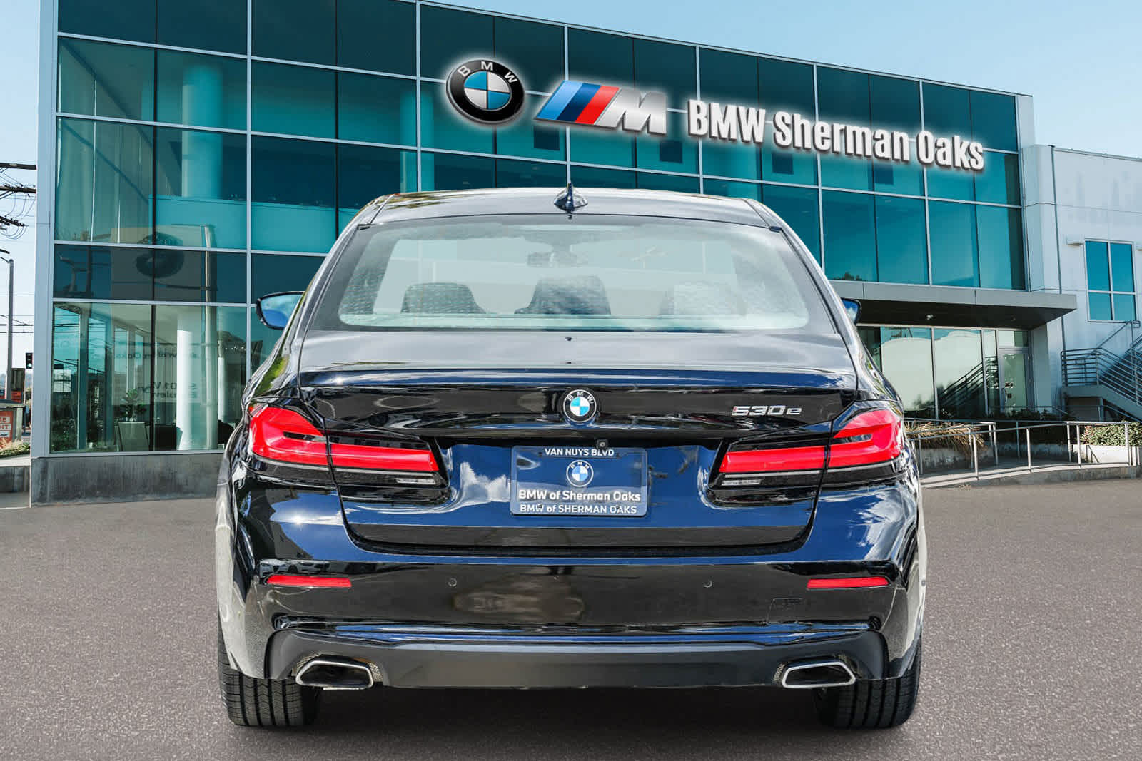 2021 BMW 5 Series 530e 5