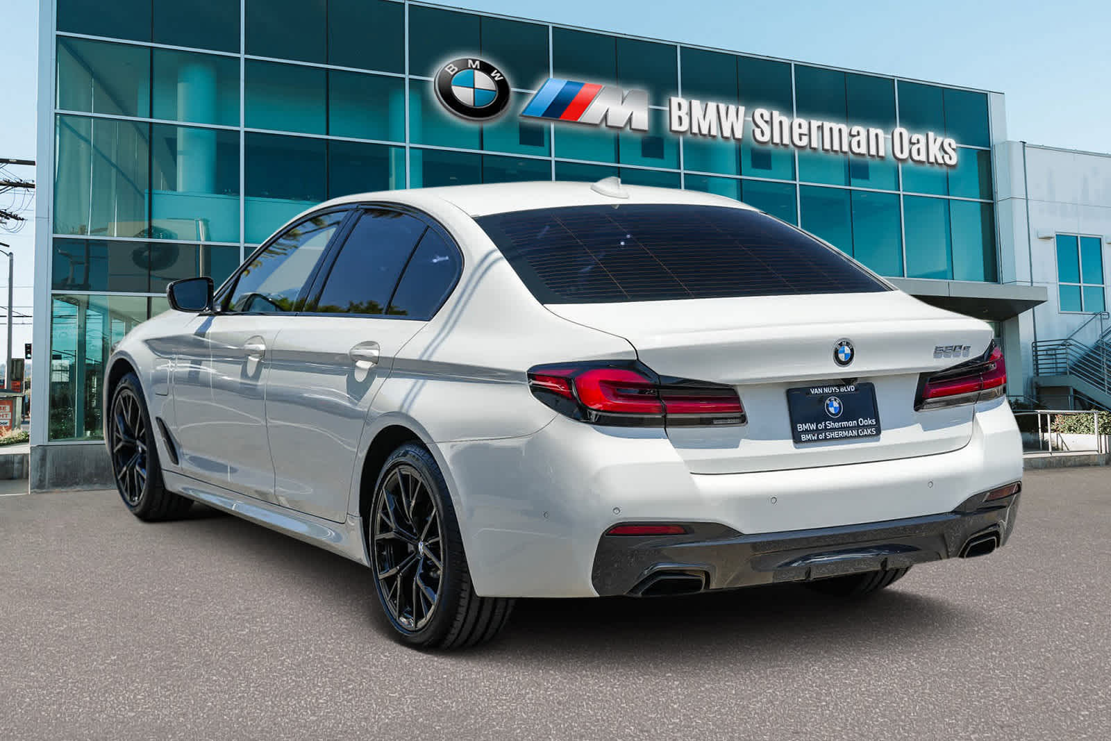 2021 BMW 5 Series 530e 6