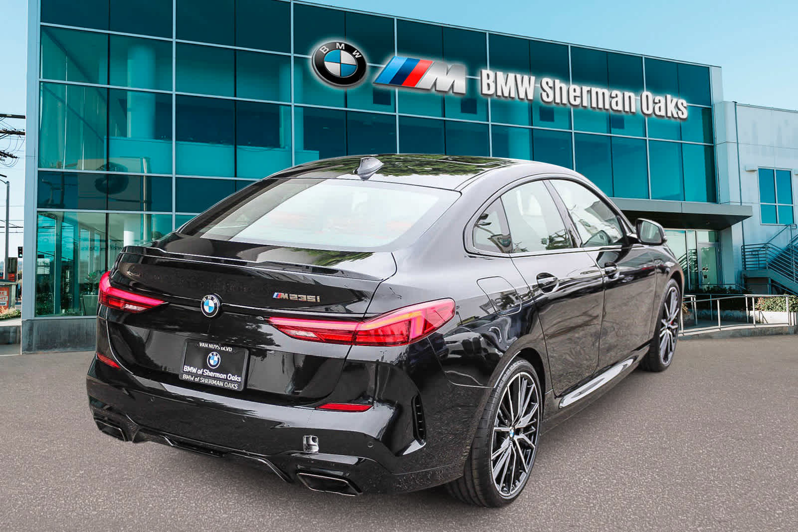 2024 BMW 2 Series M235i xDrive 4