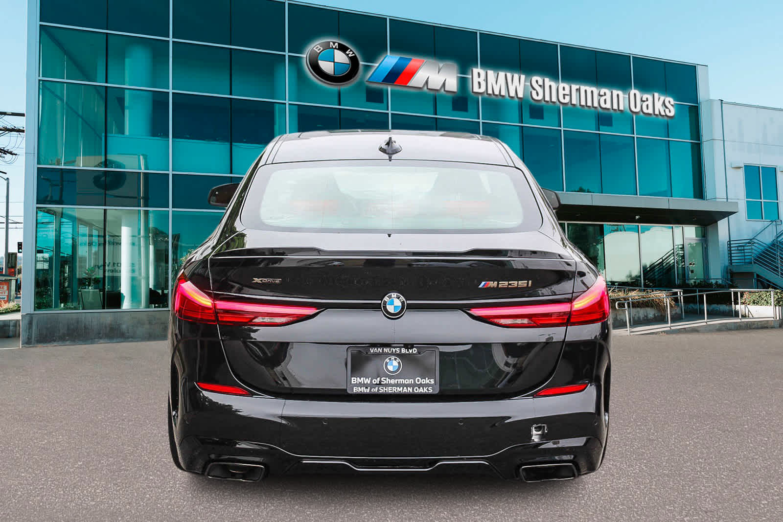 2024 BMW 2 Series M235i xDrive 5