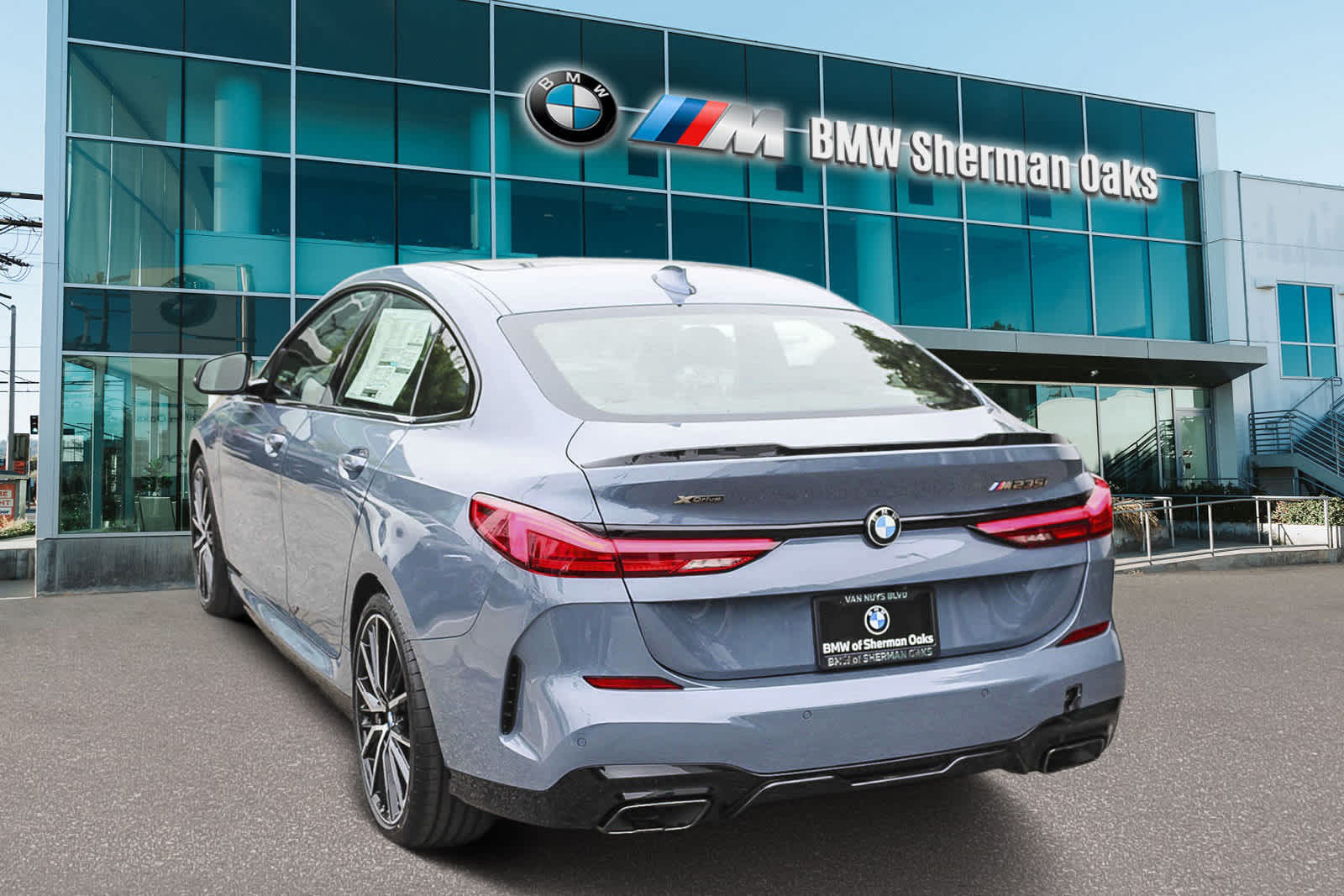 2024 BMW 2 Series M235i xDrive 6