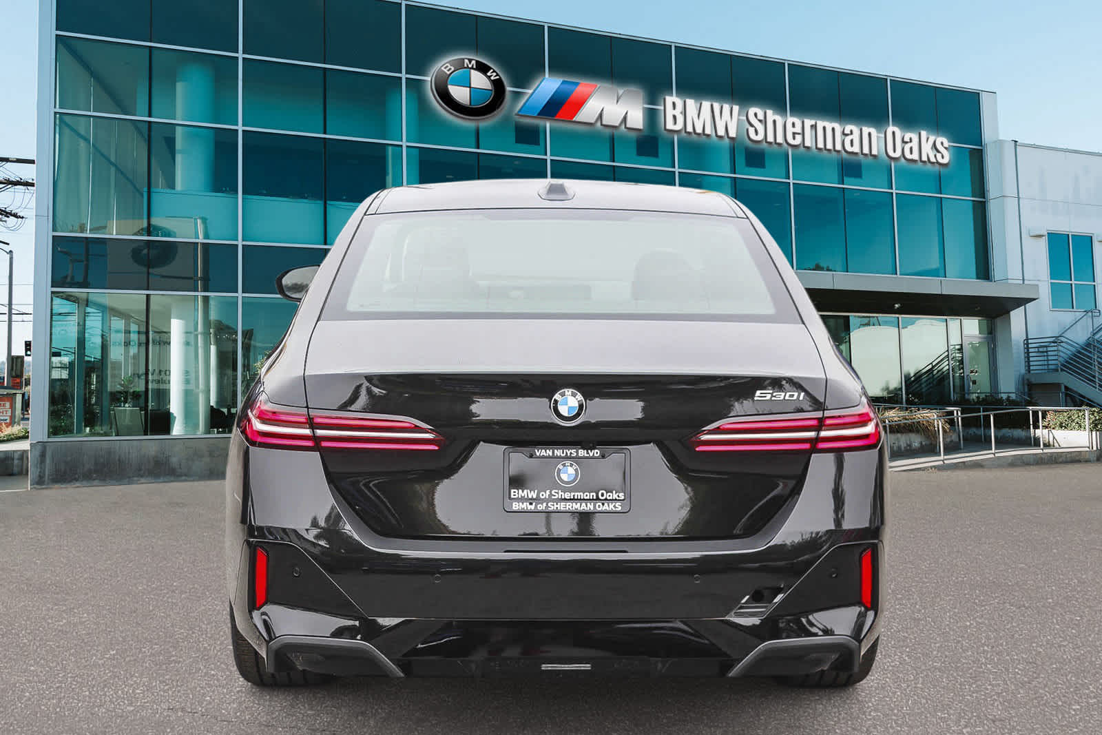 2024 BMW 5 Series 530i 5